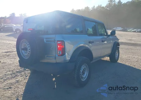 2023 Ford Bronco z USA, uszkodzony, nr VIN 1FMDE5BH6PLB20392